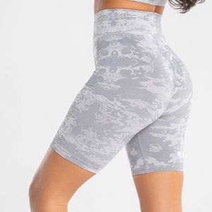 Camo seamless cycling shorts - L